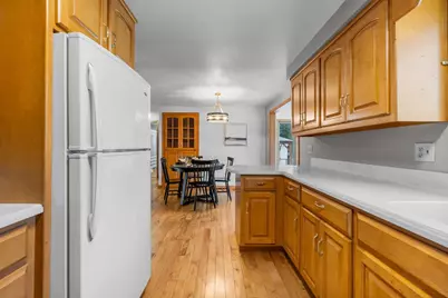 2027 Hillview Drive, Green Bay, WI 54302 - Photo 20