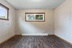 896 W 18th Ave, Oshkosh, WI 54902 - Photo 14