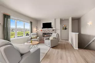 W6529 E Steamboat Ln, Appleton, WI 54115 - Photo 6