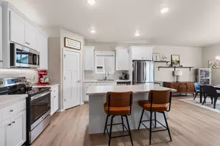 W6529 E Steamboat Ln, Appleton, WI 54115 - Photo 10