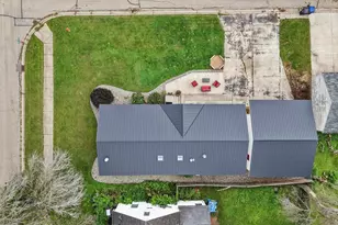 415 W 2nd St, Shawano, WI 54166 - Photo 34