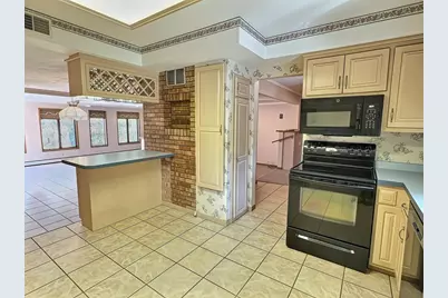 1005 S Webster Avenue, Omro, WI 54963 - Photo 14