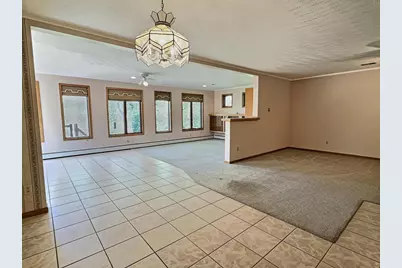 1005 S Webster Avenue, Omro, WI 54963 - Photo 8