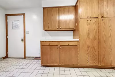 675 Sunset Circle, Green Bay, WI 54301 - Photo 36