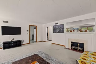 420 Annex Ave, Oshkosh, WI 54901 - Photo 10