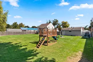 124 Irene St, Neenah, WI 54956 - Photo 48