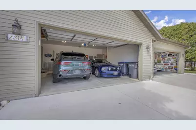 2314 N 36th Place, Sheboygan, WI 53083 - Photo 2
