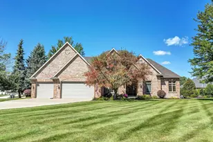 4360 Hilton Head Ct, Hobart, WI 54155 - Photo 32