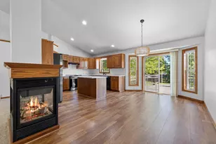 1188 Stillwater Ct, Green Bay, WI 54313 - Photo 10