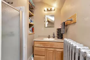 514 W Irving Ave, Oshkosh, WI 54901 - Photo 14