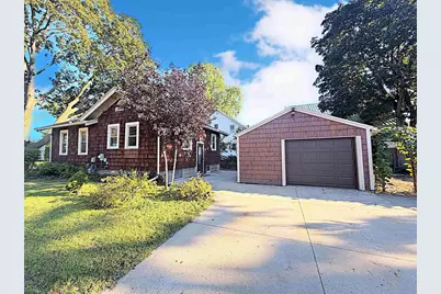 1325 Wisconsin Street, Oshkosh, WI 54901 - Photo 1