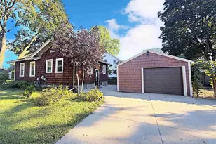 1325 Wisconsin St, Oshkosh, WI 54901 - Photo 1