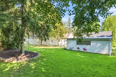 422 E Mission Road, Green Bay, WI 54301 - Photo 50