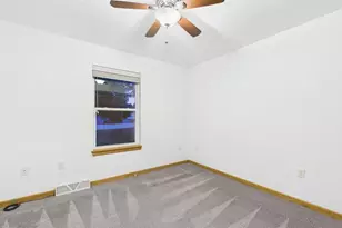 2150 Klondike Rd, Green Bay, WI 54311 - Photo 12