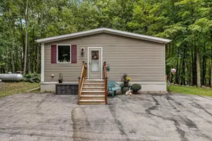 E2112 Lake Rd, Iola, WI 54945 - Photo 60