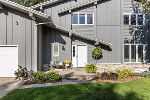 1211 Lynrose Ln, Neenah, WI 54956 - Photo 2