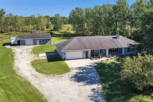 3545 Bower Creek Rd, De Pere, WI 54115 - Photo 2