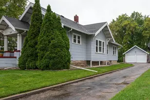 230 E Irving Ave, Oshkosh, WI 54901 - Photo 20