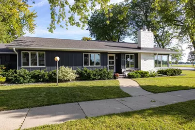 1120 Baldwin Avenue, Oshkosh, WI 54901 - Photo 38