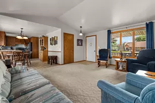 2154 Nellie Ln, Green Bay, WI 54311 - Photo 6