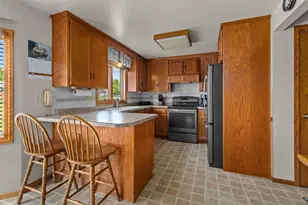 2154 Nellie Ln, Green Bay, WI 54311 - Photo 10