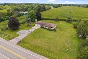 E7989 State Road 54, Mukwa, WI 54961 - Photo 4