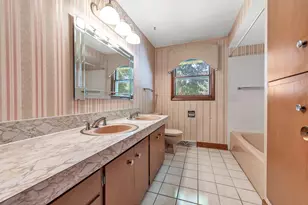 1198 Kenwood St, Green Bay, WI 54304 - Photo 16