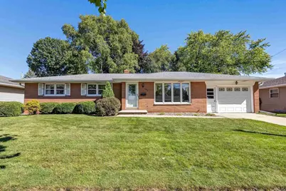 1198 Kenwood Street, Green Bay, WI 54304 - Photo 1