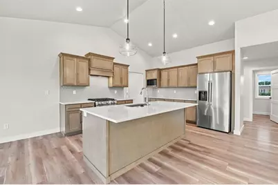 2782 Stelor Drive, Green Bay, WI 54311 - Photo 10