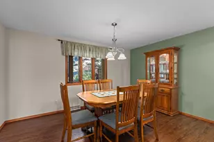 901 E Windfield Pl, Appleton, WI 54911 - Photo 10