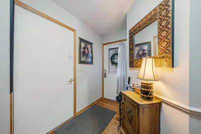 806 E River Drive, Omro, WI 54963 - Photo 4