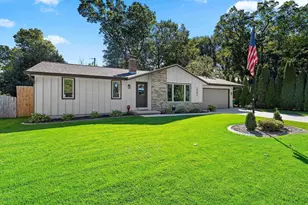 1241 Delray Dr, Green Bay, WI 54304 - Photo 1