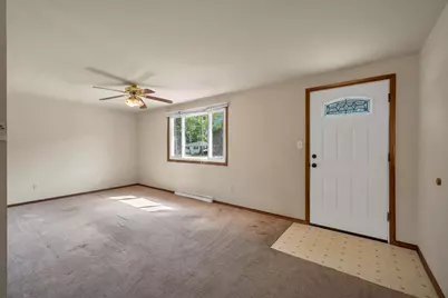 1104 Suydam Street, Green Bay, WI 54301 - Photo 4
