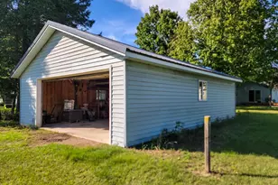 301 W Howard St, Manawa, WI 54949 - Photo 30