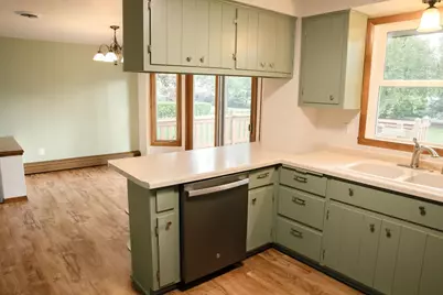 1255 April Lane, Green Bay, WI 54304 - Photo 2