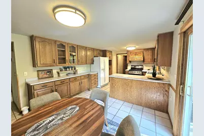 2456 Heather Road, Green Bay, WI 54311 - Photo 10