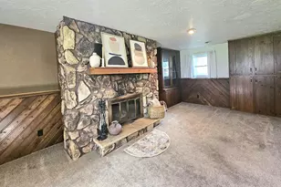 2456 Heather Rd, Green Bay, WI 54311 - Photo 16