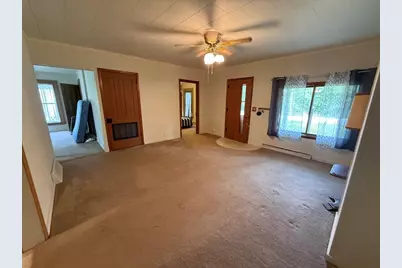 N4547 Broadway Street, New London, WI 54961 - Photo 4