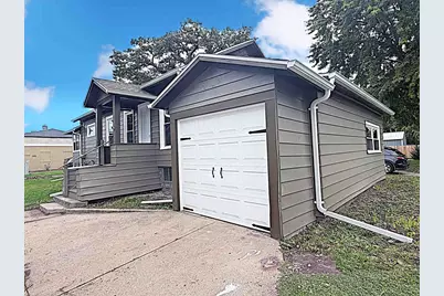 811 Randall Place, Oshkosh, WI 54901 - Photo 20
