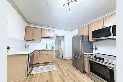 811 Randall Place, Oshkosh, WI 54901 - Photo 6