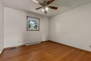 1229 E Pershing St, Appleton, WI 54911 - Photo 30