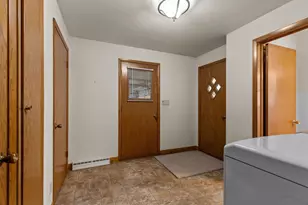 1229 E Pershing St, Appleton, WI 54911 - Photo 52