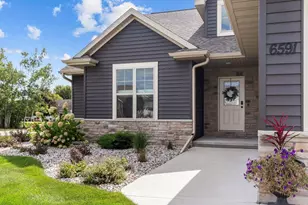 W6591 Ethan Dr, Appleton, WI 54915 - Photo 2