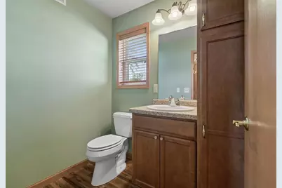 10 S Royal Avenue, Fond du Lac, WI 54935 - Photo 18