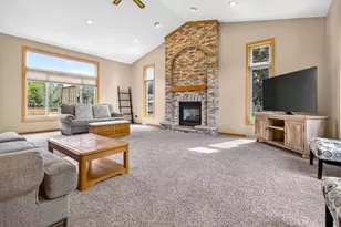 N3548 Sunset Ln, New London, WI 54961 - Photo 6