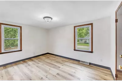 1853 Glenview Avenue, Green Bay, WI 54303 - Photo 14