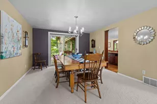 2663 Woodcrest Dr, Neenah, WI 54956 - Photo 12