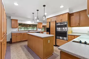 197 Pine St, Clintonville, WI 54929 - Photo 8