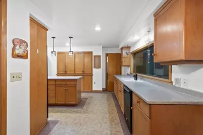 197 Pine Street, Clintonville, WI 54929 - Photo 12