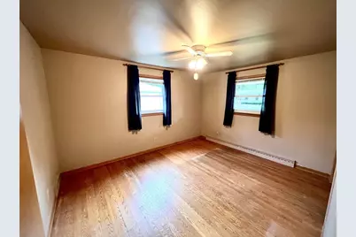 827 Colonial Avenue, Green Bay, WI 54304 - Photo 8
